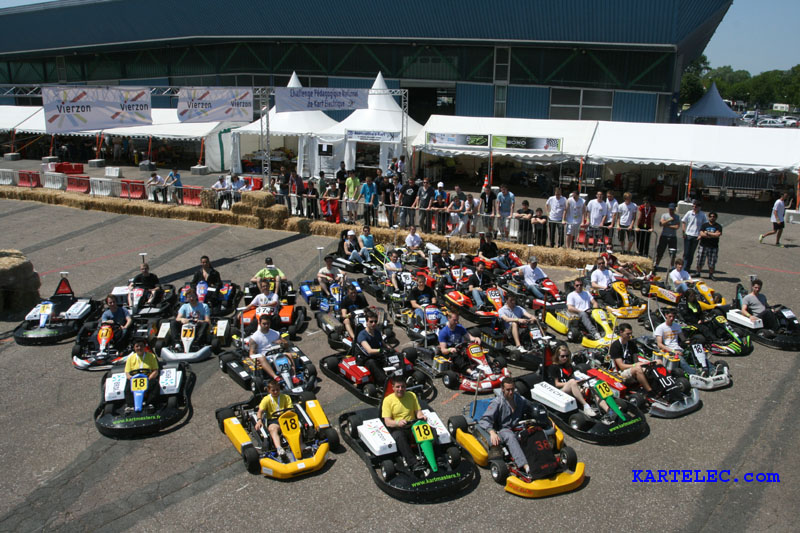 Photo de groupe du Festival e-Kart 2012